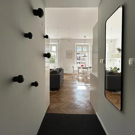Daydream Apartment